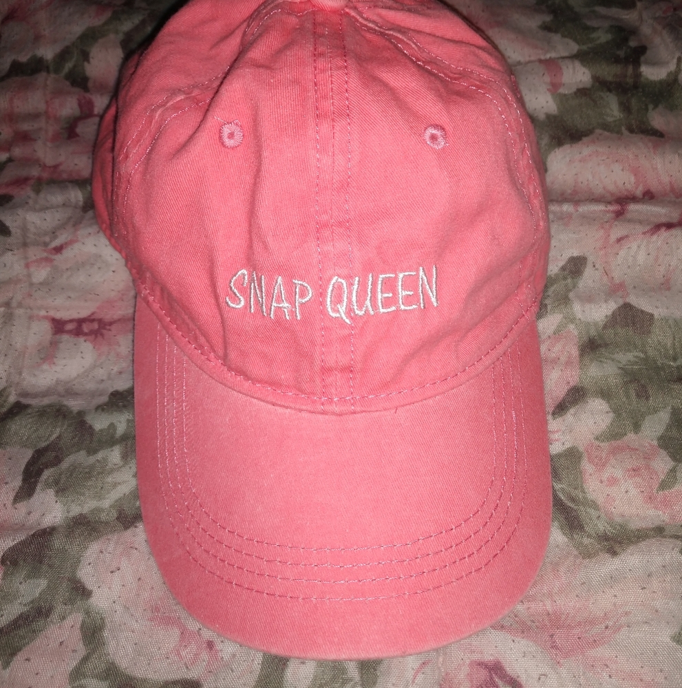 Snap Queen Hat